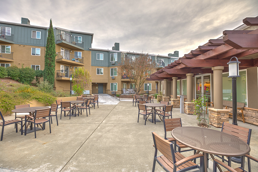 VINTAGE AT VALLEY Apartments, 1405 Townview Avenue, Santa Rosa
